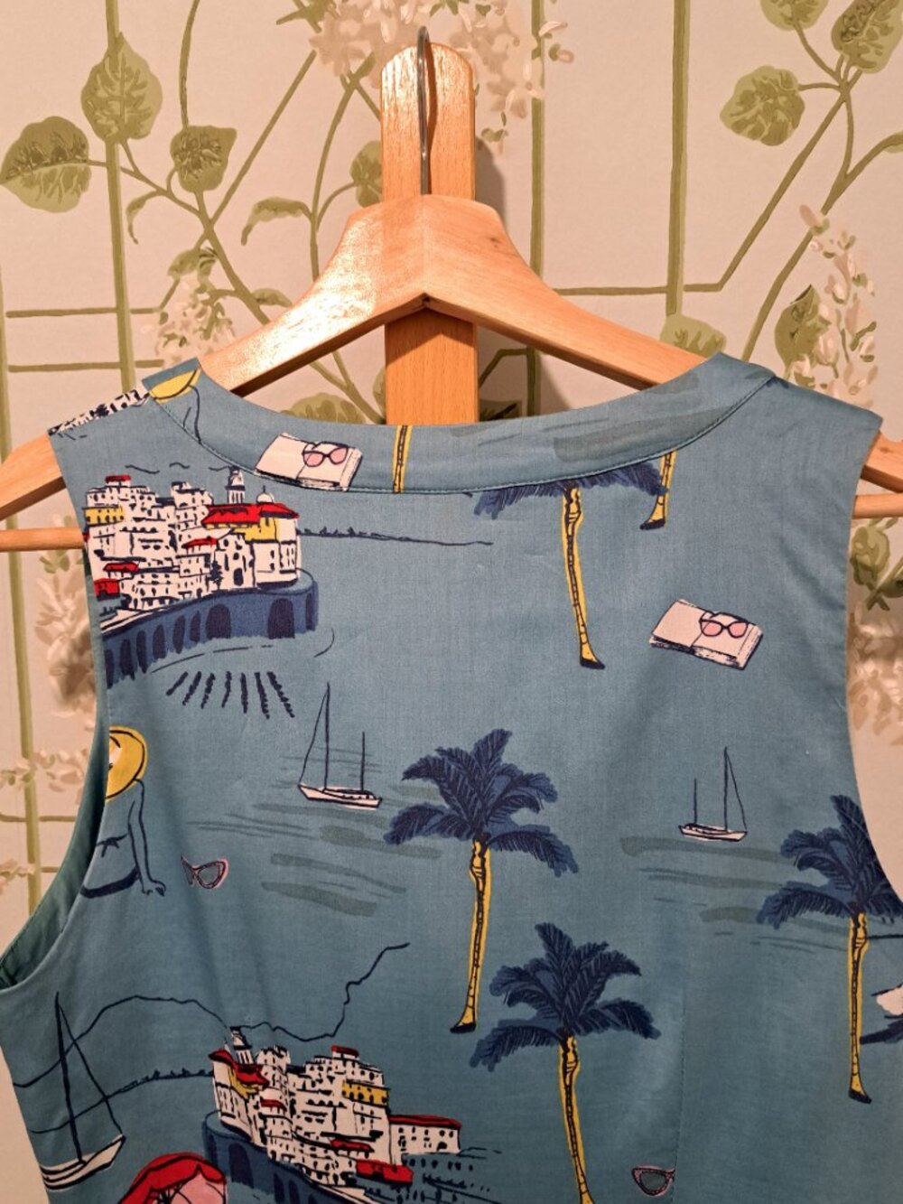 Boden Summer Seashore Print Dress - Picture 8 of 14